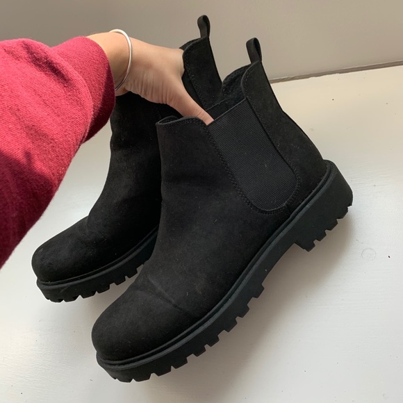 BLACK BOOTIES - Picture 4 of 5